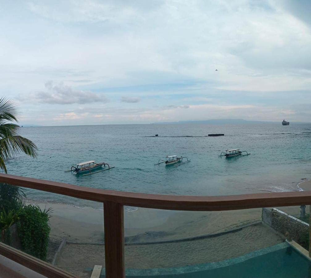 Utama Villas Beach Front Candidasa Luaran gambar