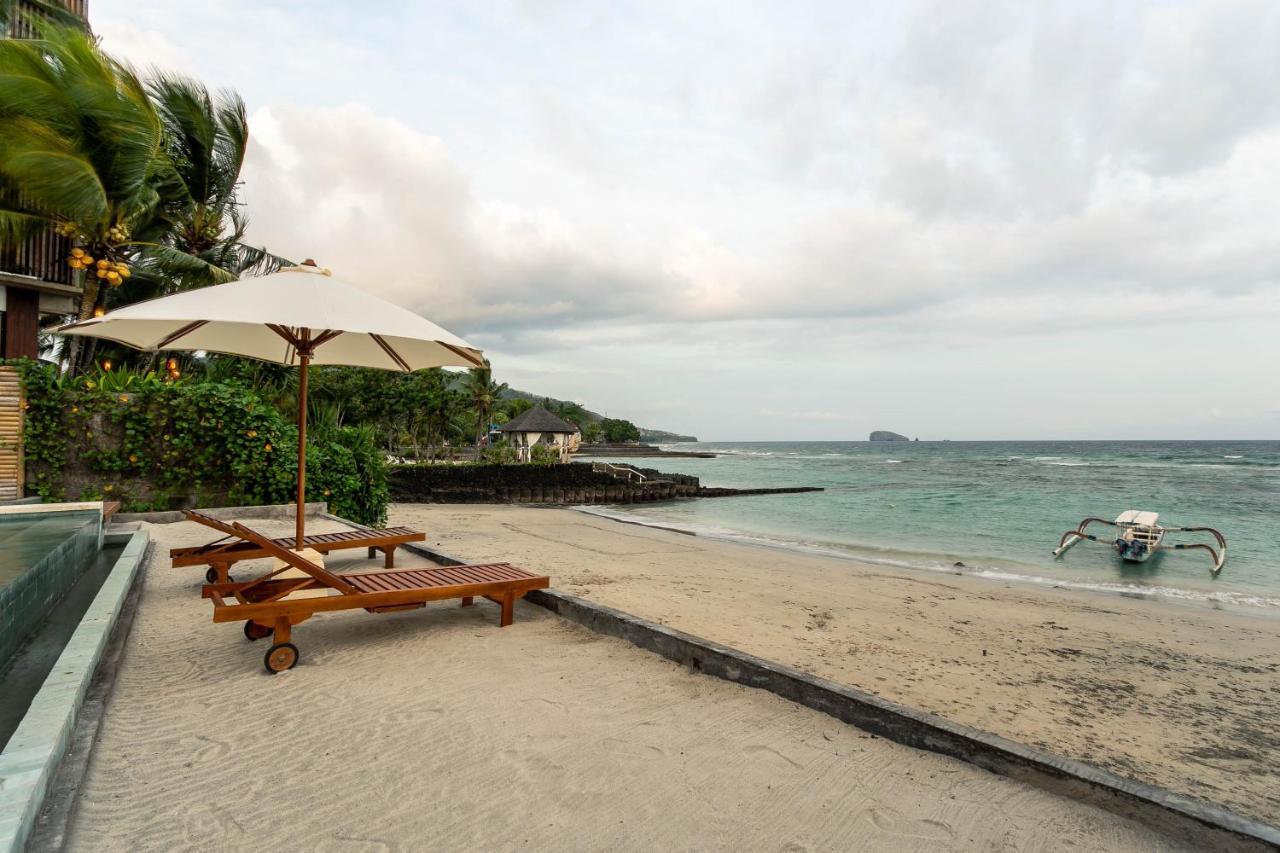 Utama Villas Beach Front Candidasa Luaran gambar