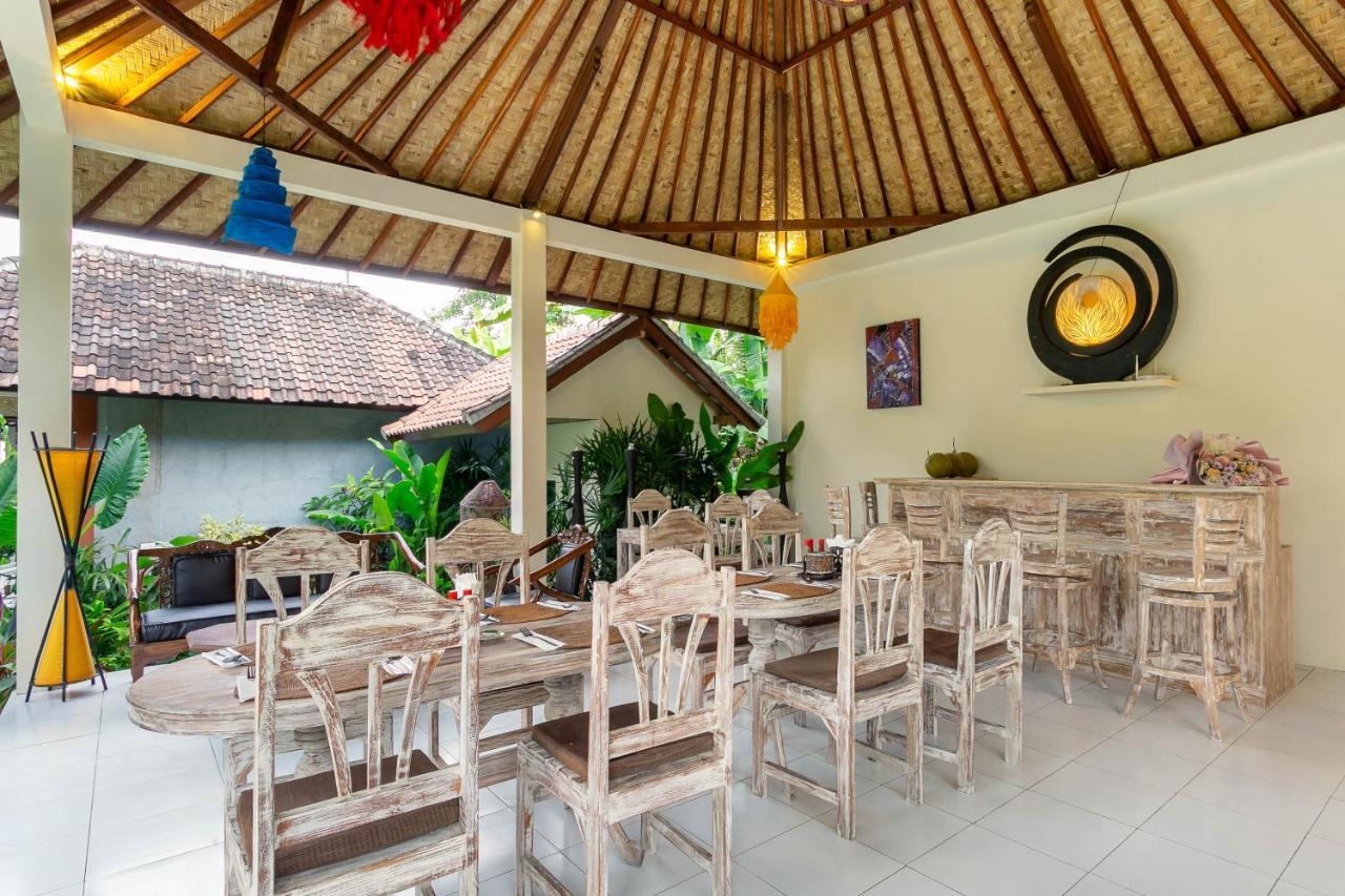 Utama Villas Beach Front Candidasa Luaran gambar