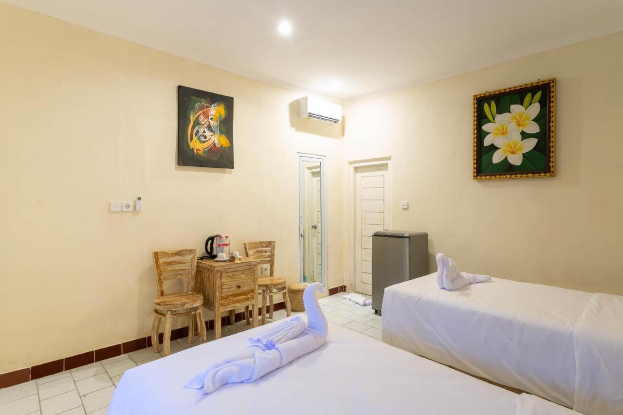 Utama Villas Beach Front Candidasa Luaran gambar