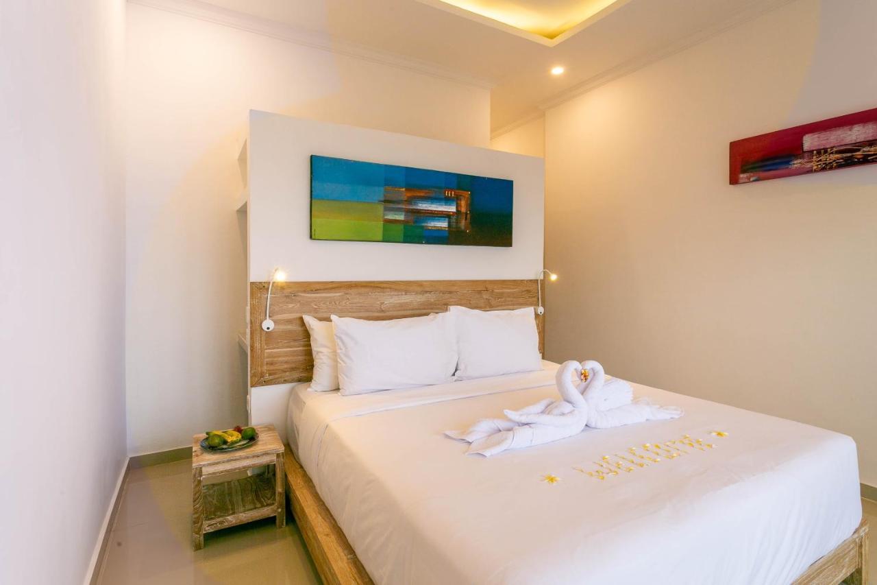 Utama Villas Beach Front Candidasa Luaran gambar